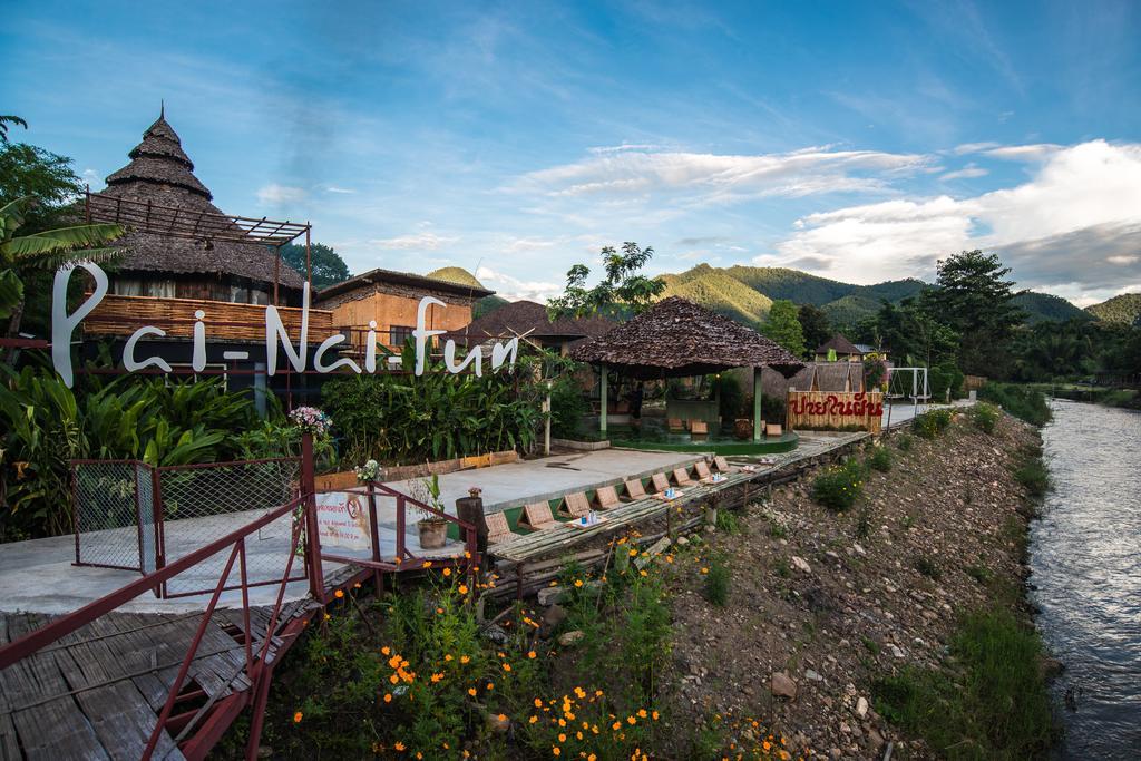Готель Pai Nai Fun Екстер'єр фото
